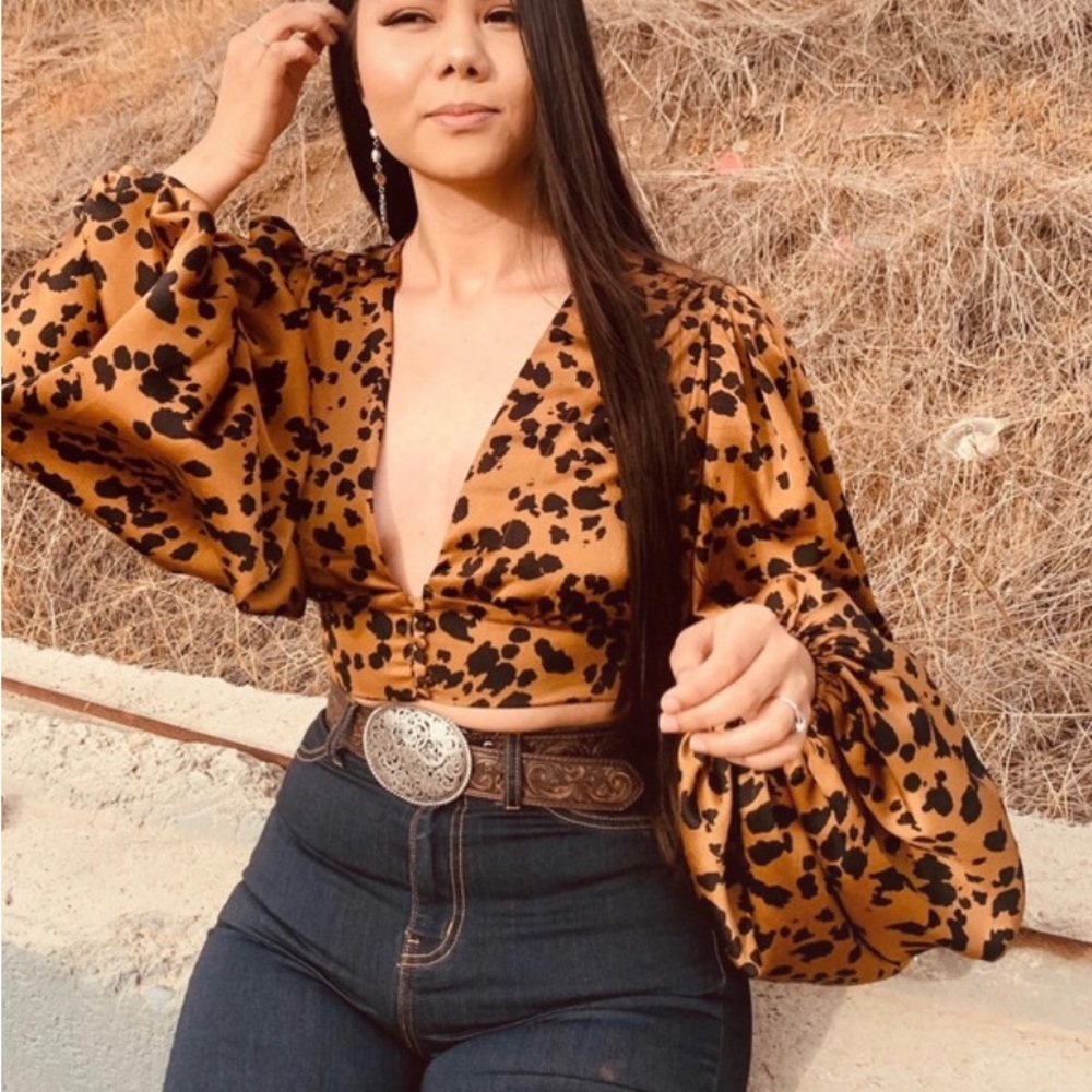 Silky Too Crop